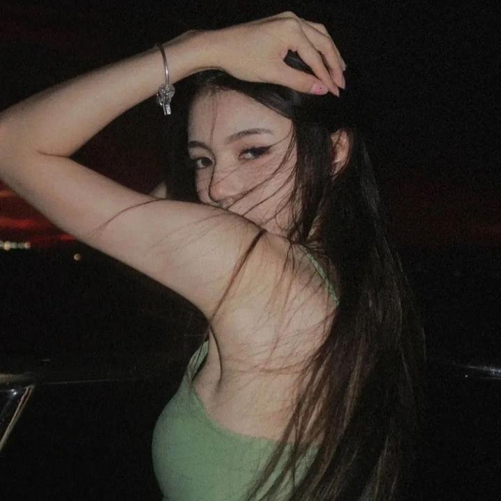 辣个女生